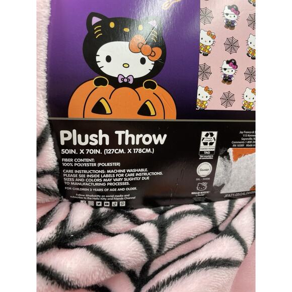 Hello Kitty VIRAL Halloween Throw Blanket Spider Web Pirate Candy Corn 50”x70” - Picture 7 of 7